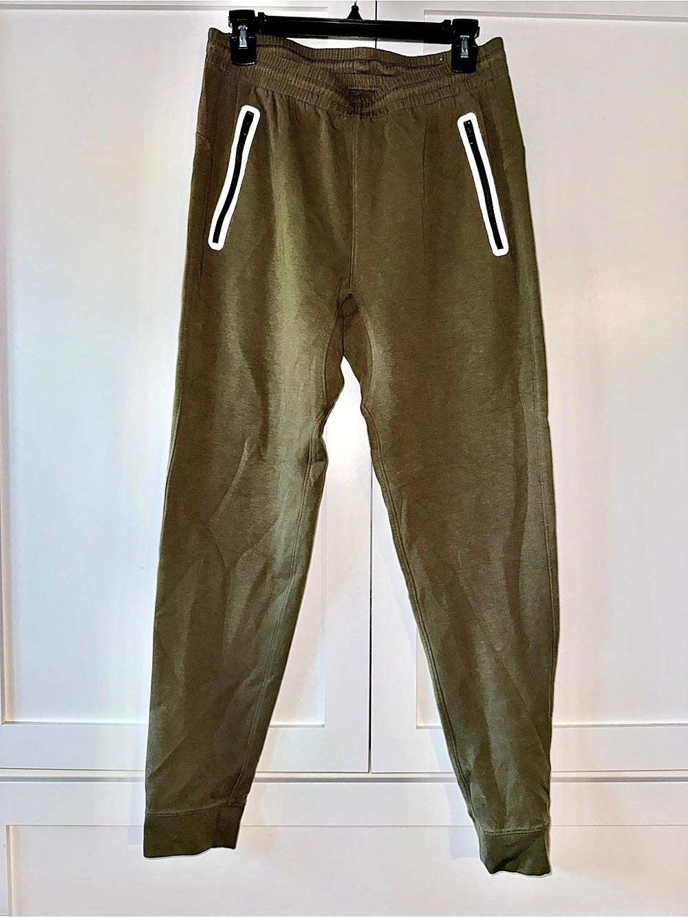 Old Navy Jogger Pants in Green Size Medium Like New
